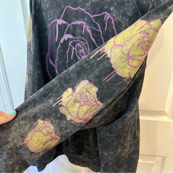 EUC LoveSick by Torrid Acid Wash Hoodie with Floral Graphics - Picture 6 of 6